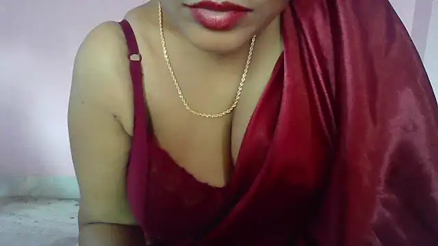 Snapshot of my-laila chatting on 12-17-25, 07:36 my-laila online show from 12-17-25, 07:36