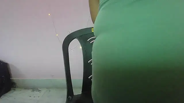 Snapshot of my-laila chatting on 01-12-26, 07:24 my-laila online show from 01-12-26, 07:24