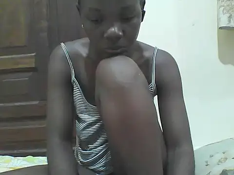 Snapshot of Ebony_Sweetcandy chatting on 02-21-26, 02:34 Ebony Sweetcandy online show from 02-21-26, 02:34
