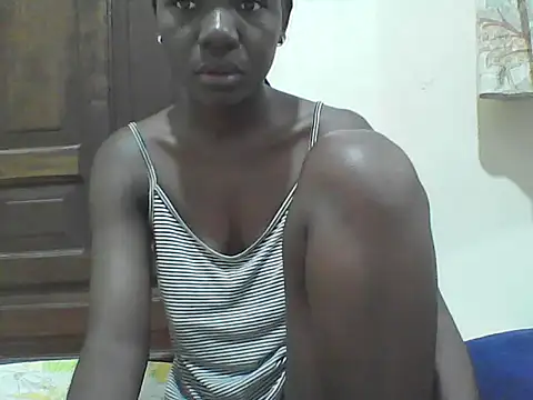 Snapshot of Ebony_Sweetcandy chatting on 02-28-26, 05:47 Ebony Sweetcandy online show from 02-28-26, 05:47