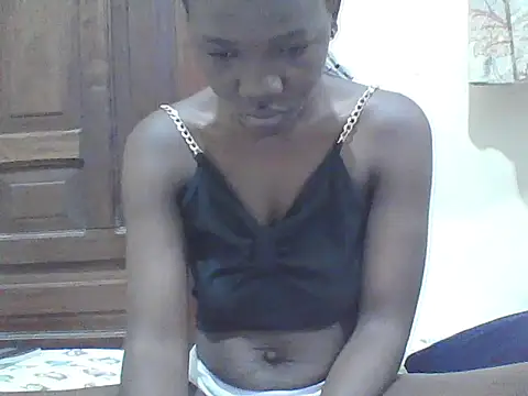 Snapshot of Ebony_Sweetcandy chatting on 03-16-26, 05:50 Ebony Sweetcandy online show from 03-16-26, 05:50
