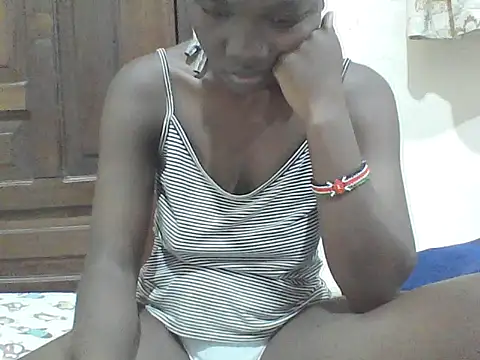 Snapshot of Ebony_Sweetcandy chatting on 03-25-26, 06:58 Ebony Sweetcandy online show from 03-25-26, 06:58