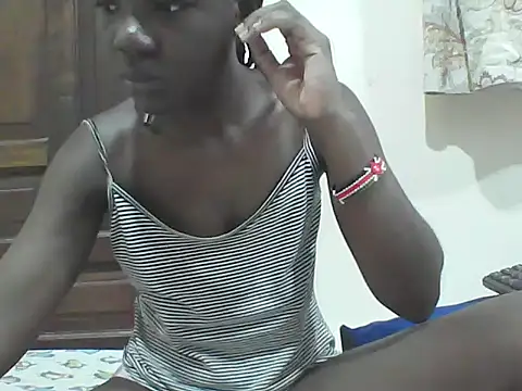 Snapshot of Ebony_Sweetcandy chatting on 03-27-26, 07:24 Ebony Sweetcandy online show from 03-27-26, 07:24
