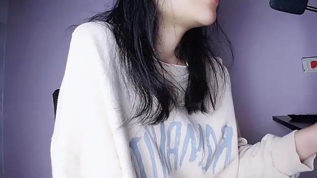Snapshot of Baenee chatting on 01-13-25, 03:15 Baenee online show from 01-13-25, 03:15