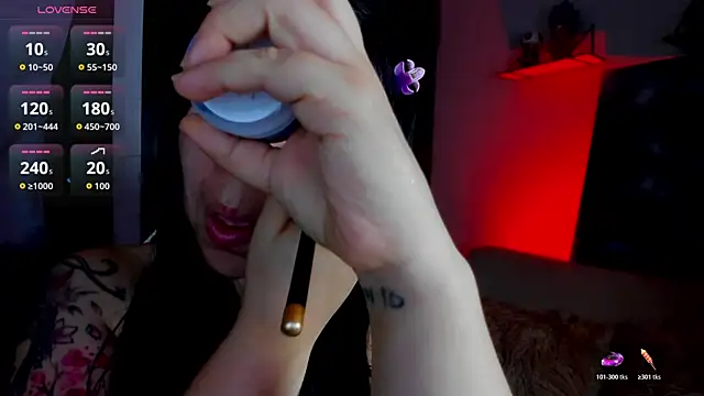 Snapshot of AilynRed chatting on 07-26-26, 01:58 AilynRed online show from 07-26-26, 01:58