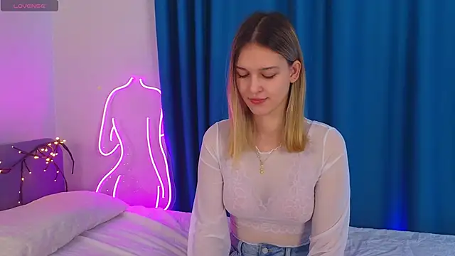 KimberliDean online show from 01-31-25, 06:13