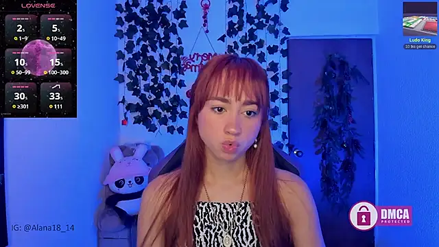 Snapshot of Alana_Pherson chatting on 12-26-24, 04:32 Alana Pherson online show from 12-26-24, 04:32