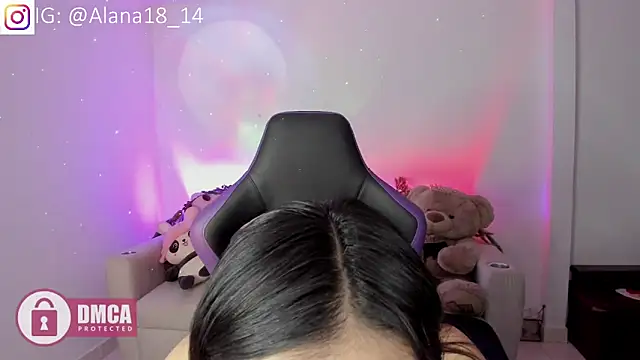 Snapshot of Alana_Pherson chatting on 11-22-25, 03:27 Alana Pherson online show from 11-22-25, 03:27