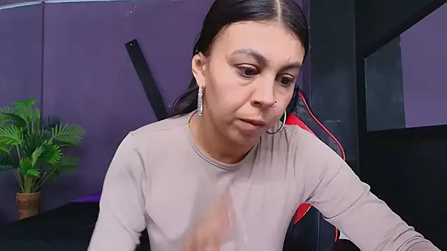 Juliet Nasty online show from 10-10-25, 12:15