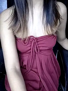 Snapshot of Leeeezzzz_roy chatting on 01-31-26, 07:11 Leeeezzzz roy online show from 01-31-26, 07:11