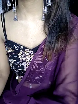 Snapshot of Leeeezzzz_roy chatting on 04-03-26, 06:50 Leeeezzzz roy online show from 04-03-26, 06:50