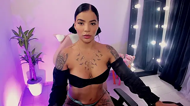 EmmaRusellx online show from 01-25-25, 10:07