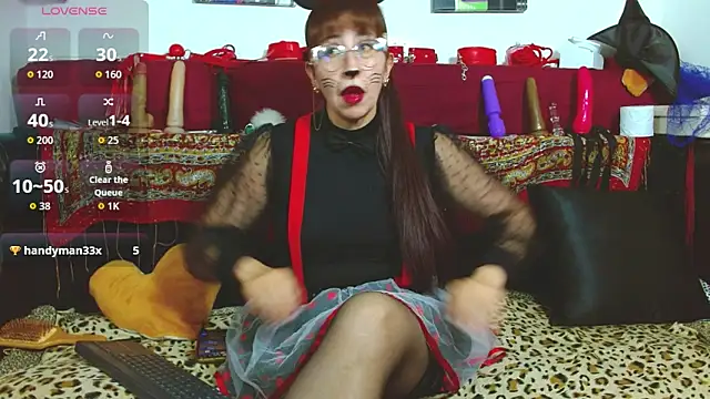 Wiktoria Brownx online show from 10-31-25, 09:16