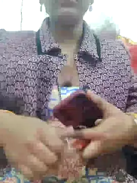 Snapshot of IslamicPimento chatting on 12-15-24, 02:59 IslamicPimento online show from 12-15-24, 02:59