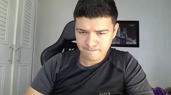 Plug Control online show from 02-12-25, 03:16