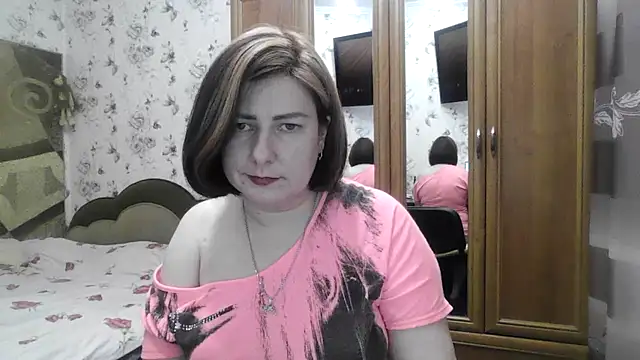 SophieNightAh online show from 11-25-25, 05:46