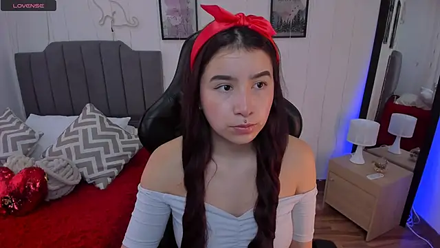 Amy joones online show from 02-02-26, 12:37