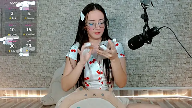 Snapshot of emma_unu chatting on 04-16-26, 03:18 emma unu online show from 04-16-26, 03:18