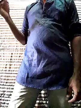 Snapshot of Malluk7 chatting on 09-20-25, 02:07 Malluk7 online show from 09-20-25, 02:07