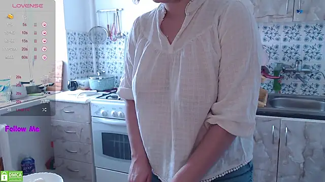 Snapshot of VerySweetKate111 chatting on 02-20-26, 11:32 VerySweetKate111 online show from 02-20-26, 11:32