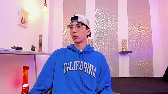 Nikolay Gregori online show from 12-22-25, 04:09