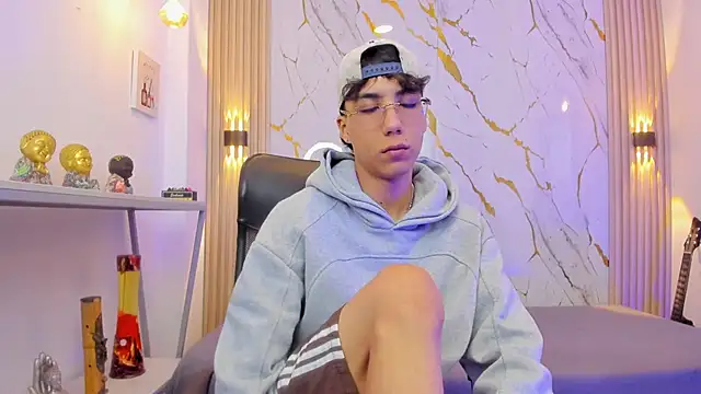 Nikolay Gregori online show from 04-27-26, 04:10