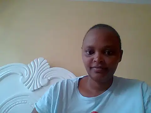 Snapshot of Sexxy-Shie chatting on 09-24-25, 07:01 Sexxy-Shie online show from 09-24-25, 07:01