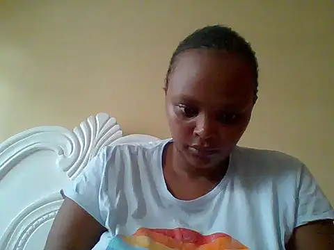 Snapshot of Sexxy-Shie chatting on 11-09-25, 06:01 Sexxy-Shie online show from 11-09-25, 06:01