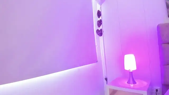 Snapshot of Julianaa_Castro_ chatting on 01-21-25, 02:59 Julianaa Castro online show from 01-21-25, 02:59