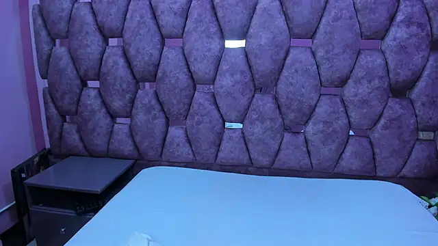 AlaSmith online show from 11-28-25, 02:03