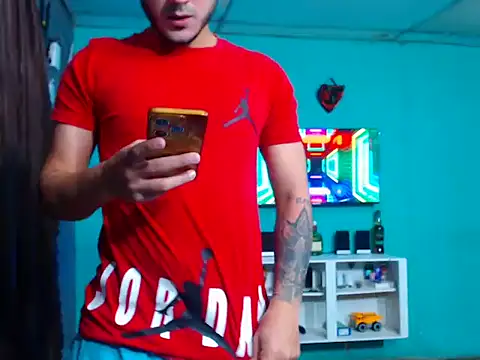 Snapshot of xxxxhotxoxo chatting on 12-21-25, 10:22 xxxxhotxoxo online show from 12-21-25, 10:22