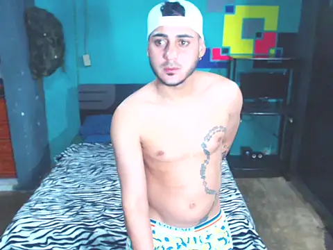 Snapshot of xxxxhotxoxo chatting on 01-13-26, 04:29 xxxxhotxoxo online show from 01-13-26, 04:29