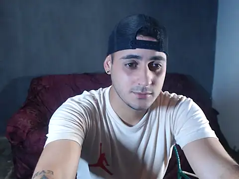 Snapshot of xxxxhotxoxo chatting on 04-07-26, 04:57 xxxxhotxoxo online show from 04-07-26, 04:57