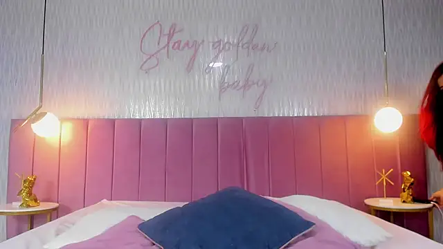 Snapshot of valeriee_millerr_ chatting on 01-08-25, 09:23 valeriee millerr online show from 01-08-25, 09:23