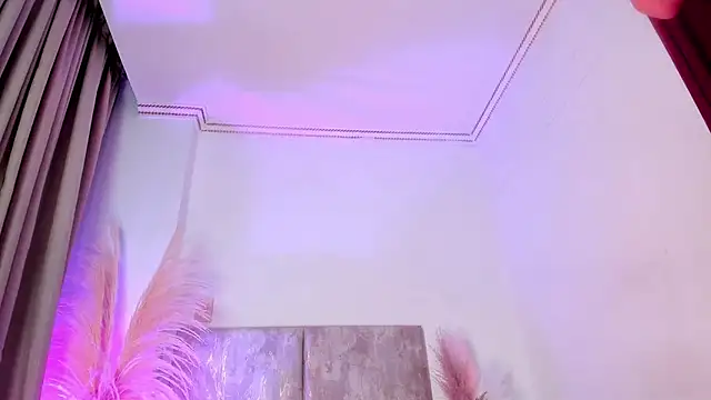 Snapshot of SiennaVidaal chatting on 03-05-25, 12:38 SiennaVidaal online show from 03-05-25, 12:38