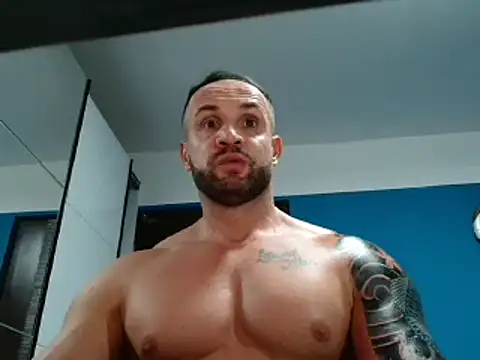 Magnificmuscles89 online show from 01-08-25, 10:06