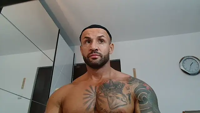 Magnificmuscles89 online show from 06-01-26, 10:33