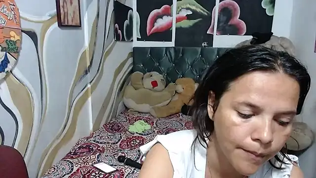 manzanahot9 online show from 03-21-26, 06:11