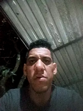 Snapshot of Elvergon3456 chatting on 12-18-25, 04:07 Elvergon3456 online show from 12-18-25, 04:07