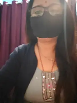 Aishwaryaa 69 online show from 11-25-25, 04:29