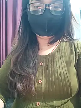 Snapshot of Aishwaryaa_69 chatting on 04-29-26, 04:00 Aishwaryaa 69 online show from 04-29-26, 04:00