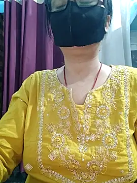 Snapshot of Aishwaryaa_69 chatting on 05-01-26, 02:27 Aishwaryaa 69 online show from 05-01-26, 02:27