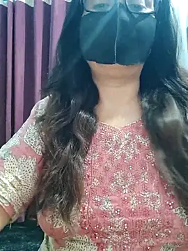 Snapshot of Aishwaryaa_69 chatting on 05-10-26, 04:01 Aishwaryaa 69 online show from 05-10-26, 04:01