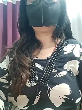 Snapshot of Aishwaryaa_69 chatting on 05-21-26, 03:46 Aishwaryaa 69 online show from 05-21-26, 03:46