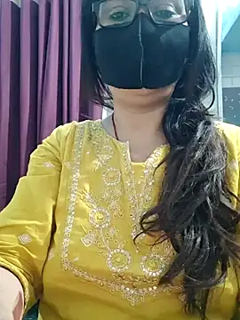 Snapshot of Aishwaryaa_69 chatting on 06-12-26, 02:21 Aishwaryaa 69 online show from 06-12-26, 02:21