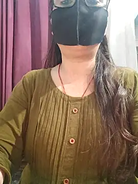 Snapshot of Aishwaryaa_69 chatting on 07-24-26, 02:42 Aishwaryaa 69 online show from 07-24-26, 02:42