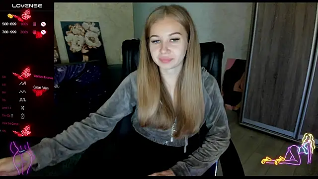  NigoNika online show from 11-06-25, 11:33