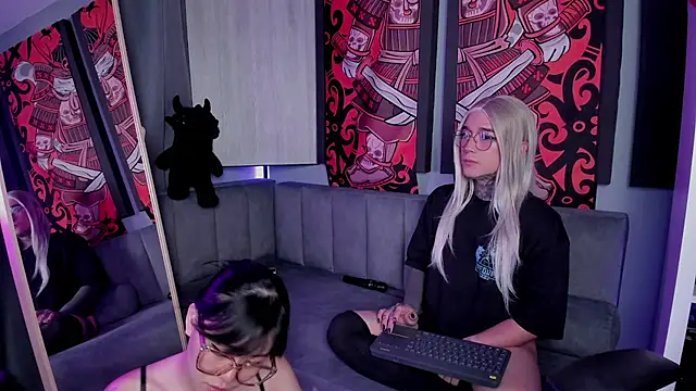 Snapshot of JadeyKhada chatting on 12-02-25, 11:56 JadeyKhada online show from 12-02-25, 11:56