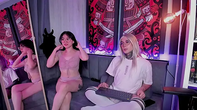 Snapshot of JadeyKhada chatting on 01-18-26, 12:14 JadeyKhada online show from 01-18-26, 12:14