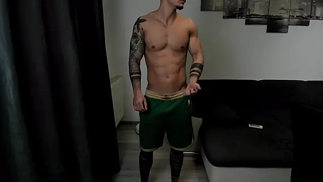 Snapshot of Richarddarell1 chatting on 09-09-25, 05:29 Richarddarell1 online show from 09-09-25, 05:29